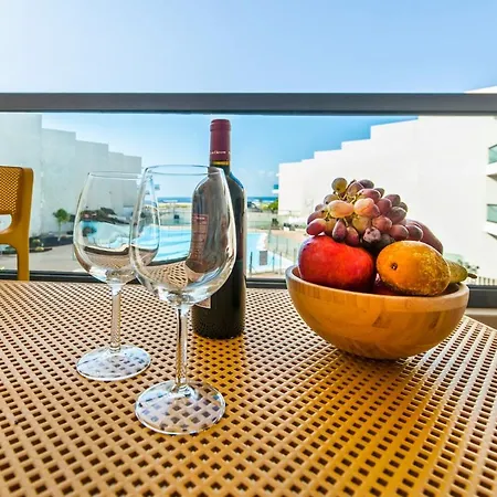 Ocean Waves 2 Apartment Cotillo