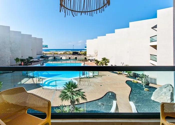 Ocean Waves 2 Cotillo